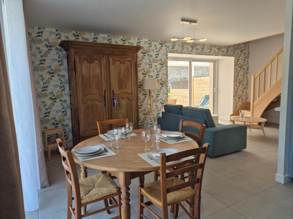 Chambres D'Hotes & Gites - Domaine Les Sources Portbail Exterior foto